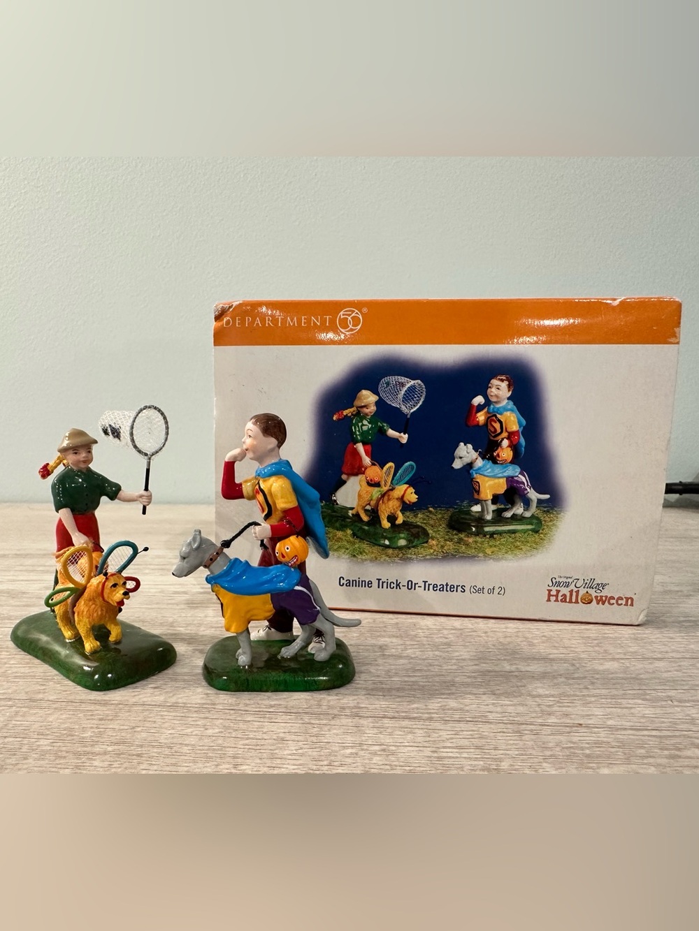 Department 56 Canine Trick-Or-Treaters Halloween Figurine Set